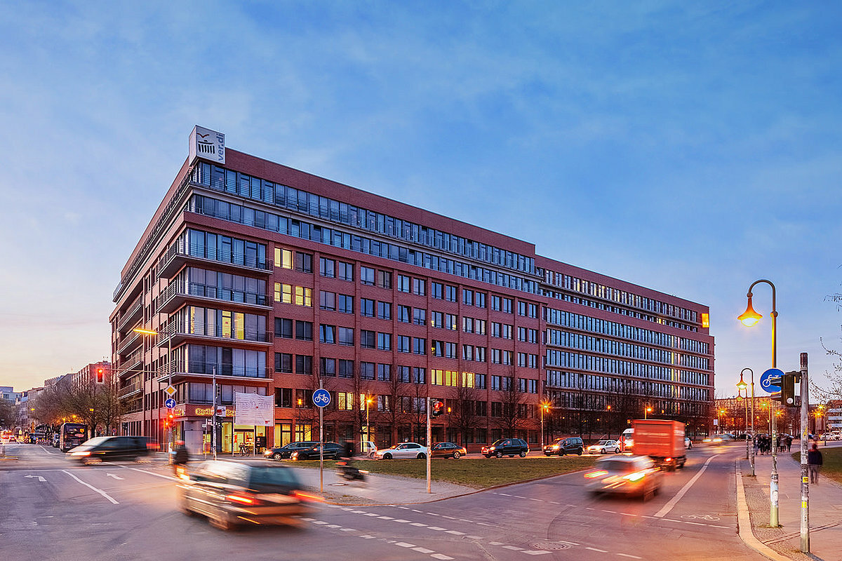 Berlin Mitte Spree Office