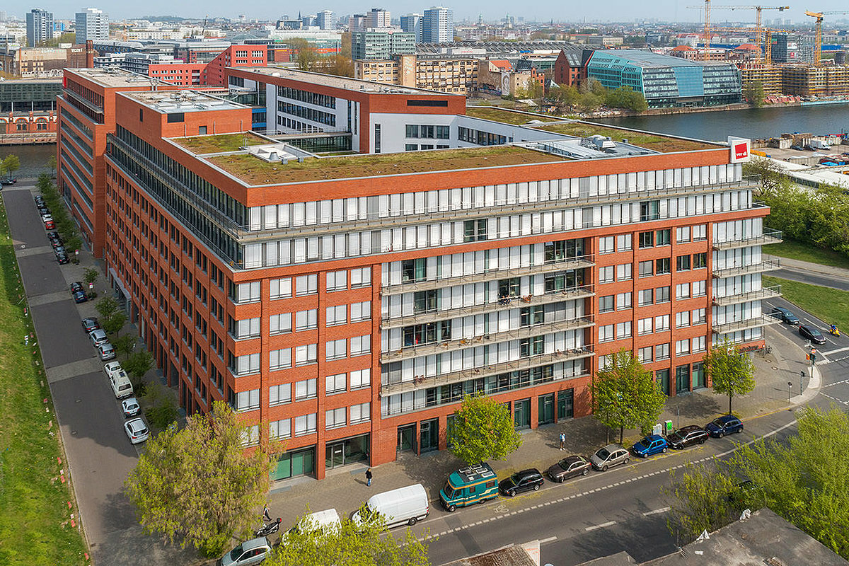 Berlin Mitte Spree Office