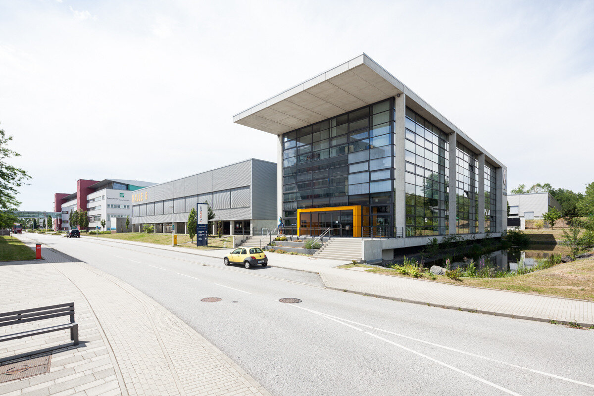 Dresden Airport Logistics