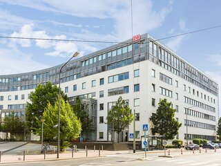Frankfurt City Center, Deutsche Bahn Office