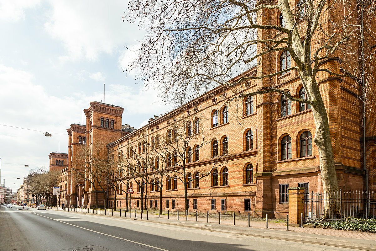 Frankfurt Main Central Train Station Office Campus